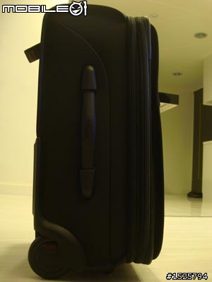 [開箱+心得] 我的新豋機箱 TUMI - Alpha FXT 22020 (11樓補上使用心得囉!!)