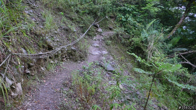 [遊記] 烏來雨中單車越野樂....卡拉莫基步道+哈盆越嶺古道(半程)