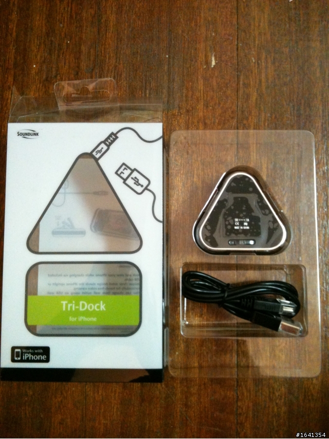 <開箱文>從朋友那污來的Tri-Dock座充