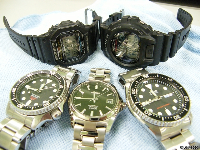 [開箱]Seiko SBQK077J 鈦金屬萬年曆款