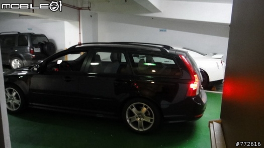 (4/22更新)遲來的開箱文~墾丁春浪陽光沙灘放肆玩XD 我的VOLVO V50 現醜啦(女王加爆乳妹~女王拍的XD) 釋出隱藏版
