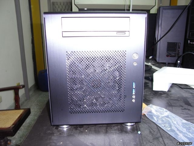 聯力 PC-Q08 裝機分享