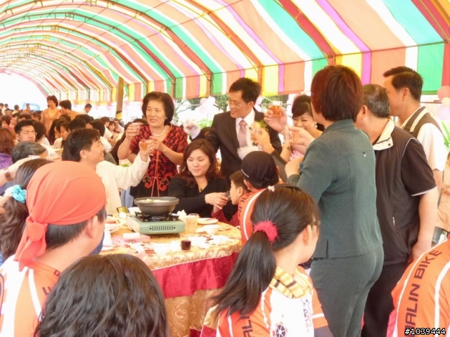 [分享]2010/04/04兵團阿治新婚誌喜!!!