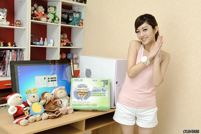 桌布釋出，27P，美女Sophie「開核」初體驗--華碩ASUS M4A89GTD PRO/USB3