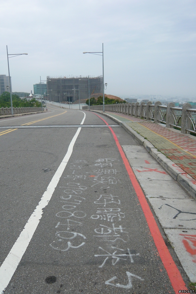 台中人的臉都被你丟光了(中科水塔也淪陷了)