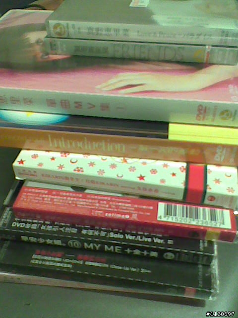 早安少女組。最新專輯─ 『10 MY ME』聞香文 (王子快復活了)