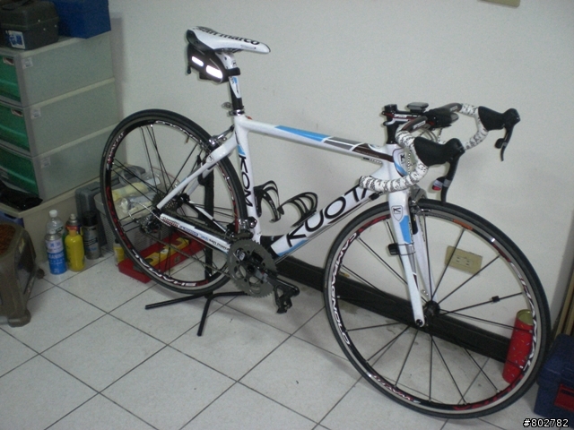 KOM TEAM 誕生