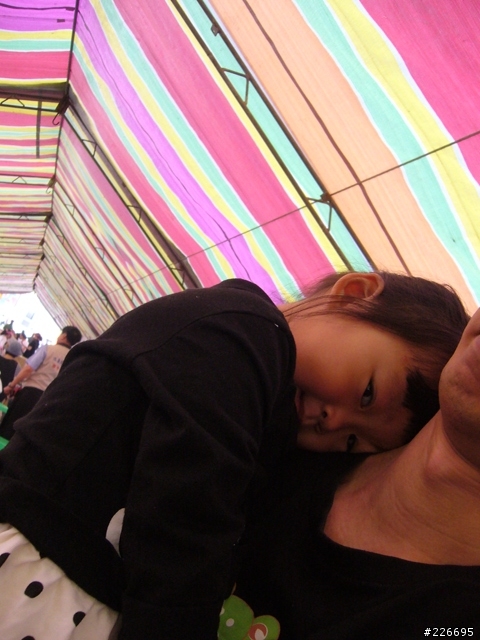 [分享]10-04-25愛心義賣園遊會