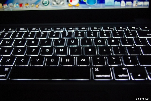 [開箱]New MacBook Pro 13" 2.4GHz 開箱（另有ipod touch 8g）最終完成版