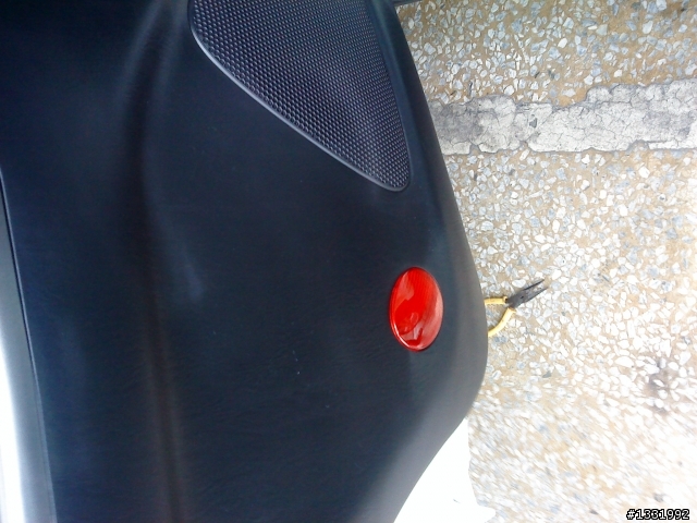改Escaep車門燈