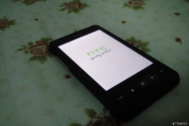 我的開箱文(不是專業的)HTC HD mini