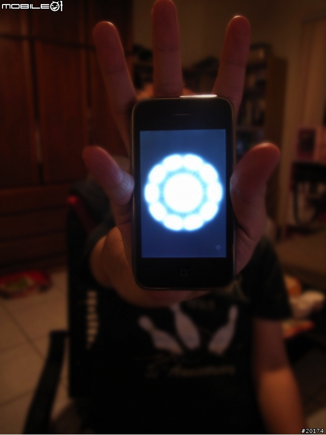 [分享]ireactor for iphone，你也可以成為鋼鐵人！
