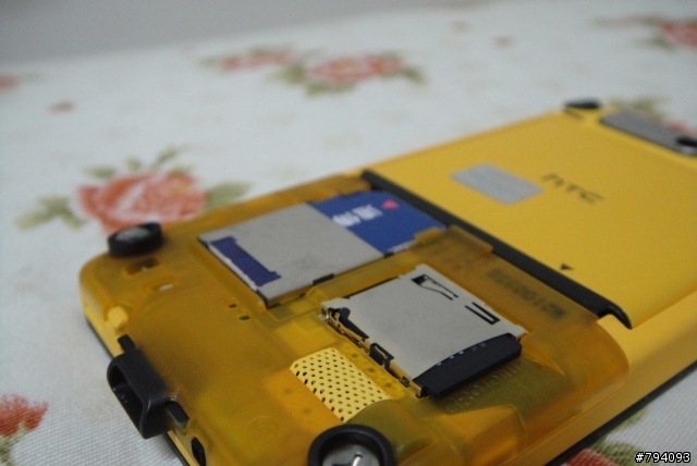 我的開箱文(不是專業的)HTC HD mini