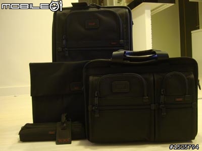 [開箱+心得] 我的新豋機箱 TUMI - Alpha FXT 22020 (11樓補上使用心得囉!!)