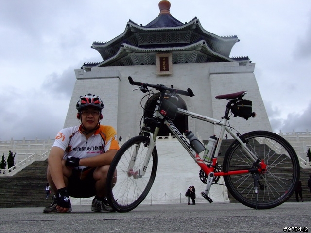 【遊記】一個人的北部慘痛之旅~~~~~~又冷又下雨又累還爆膝