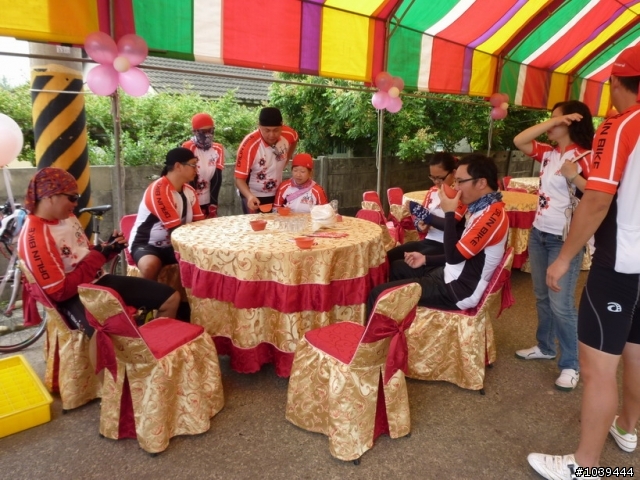 [分享]2010/04/04兵團阿治新婚誌喜!!!