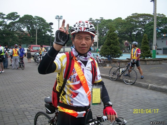 我騎小折...瘋300...追逐瘋.追逐太陽
