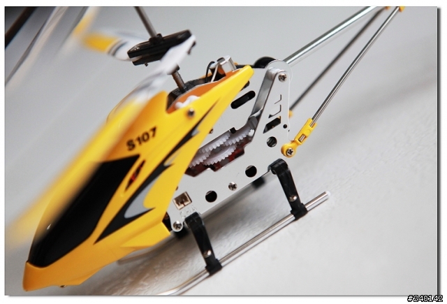 超值入門小電直 SYMA S107