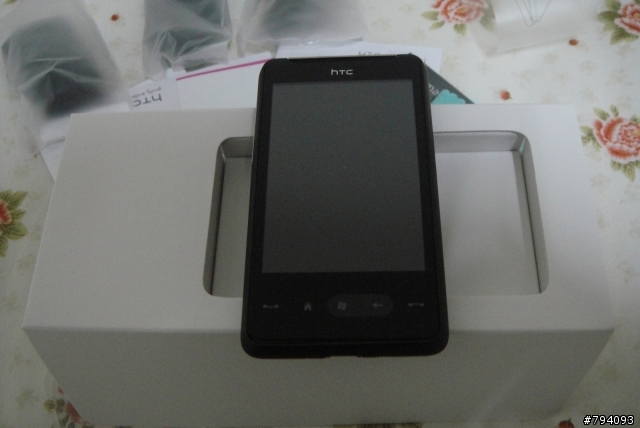 我的開箱文(不是專業的)HTC HD mini