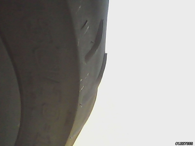 [疑問]咦....請問這是所謂的"翻胎"麻??