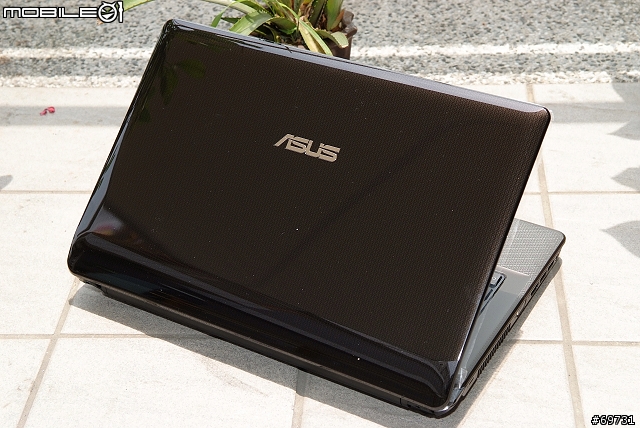 《熊寶貝》新妝上市，ASUS K42JV