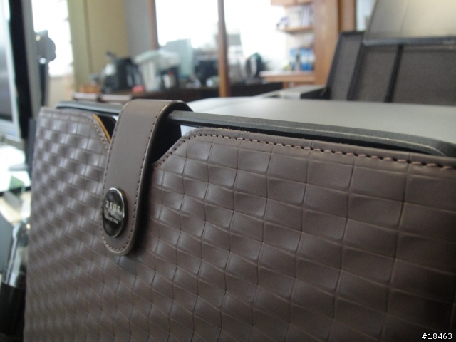 [分享] Macally Metro-Case for Ipad 保護套