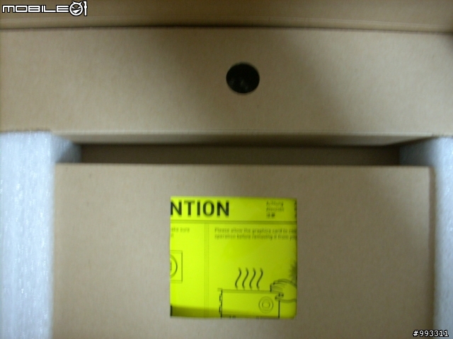 GTX 470 开箱图   附帶遊戲測試