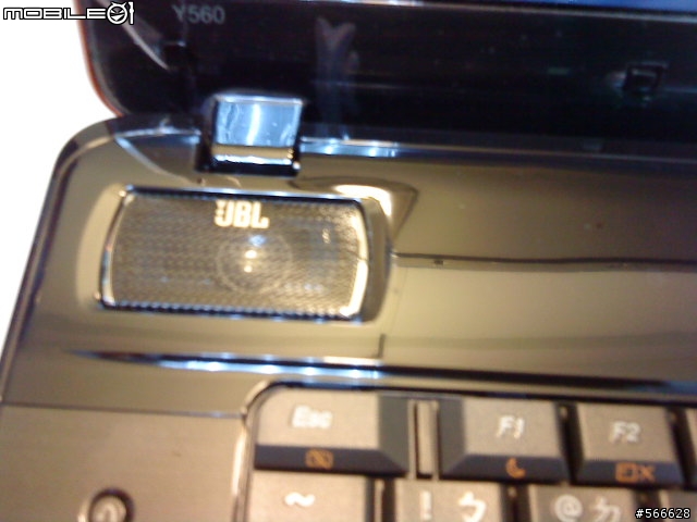 【開箱補完計畫】C/P值頗高的家用旗艦 lenovo IdeaPad Y560 06464CV 4/22 update...