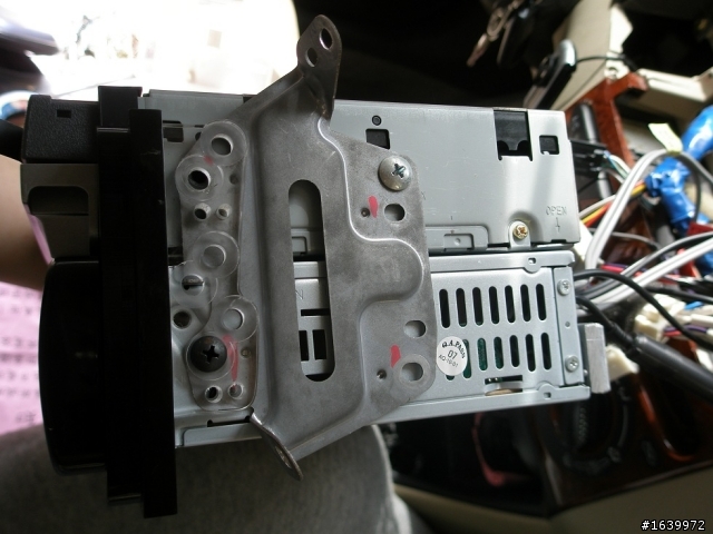 [分享] TOYOTA VIOS DIY 之換BOSS BV6450音響主機