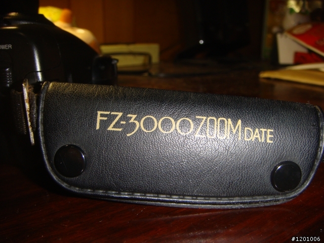20 年前單眼機 ? 富士FZ-30000 ZOOM DATE