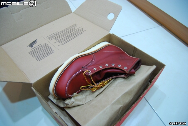 大家幫我看看這個新的鞋舌!!!!等了三個月的 red wing 8131  !!!