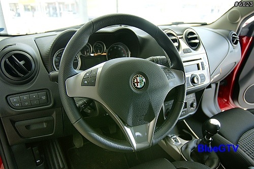 Alfa Romeo Mito --- 蜜.透.我.心.