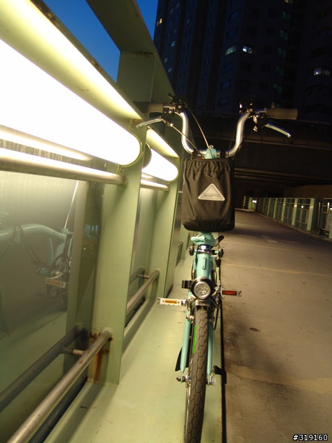 慵懶、優雅、樂活的英倫時尚...BROMPTON