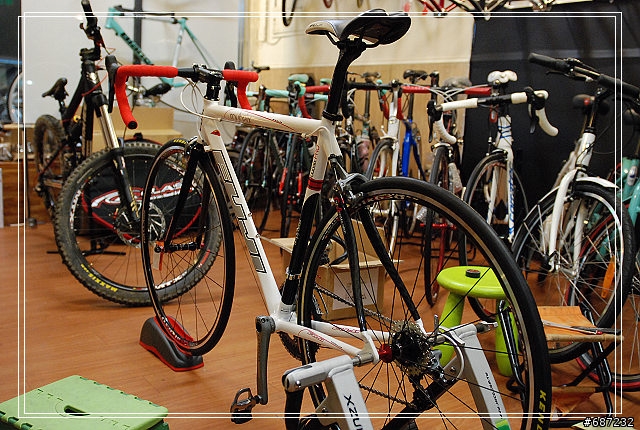 [組裝記實] 舊瓶新裝之09 FUJI ROUBAIX PRO