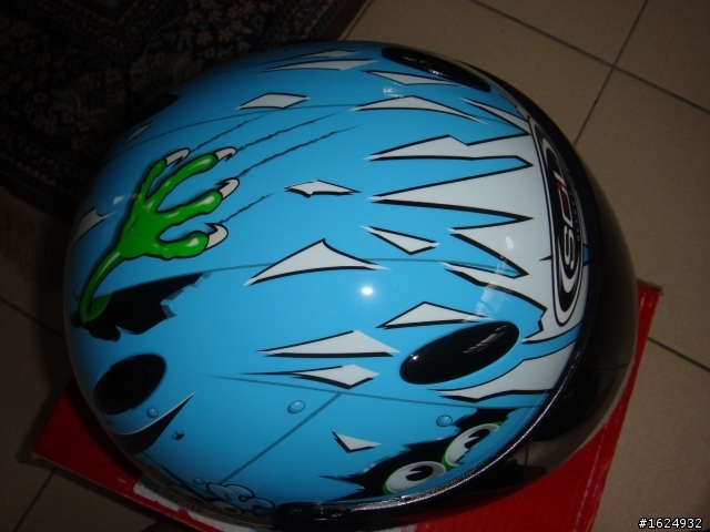 我也來個開箱文 SOL超可愛小藍恐龍帽