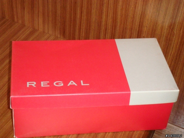 分享: REGAL 咖啡色雕花皮鞋