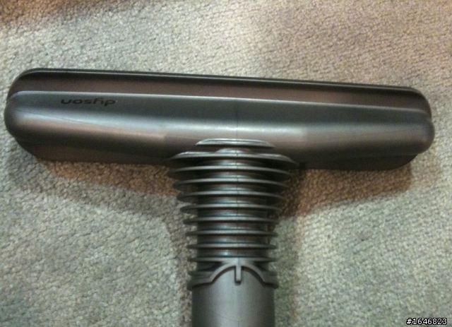 輕巧好用的小變型金剛dyson dc26 allergy吸塵器的自爽圖文開箱分享!
