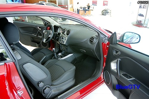 Alfa Romeo Mito --- 蜜.透.我.心.