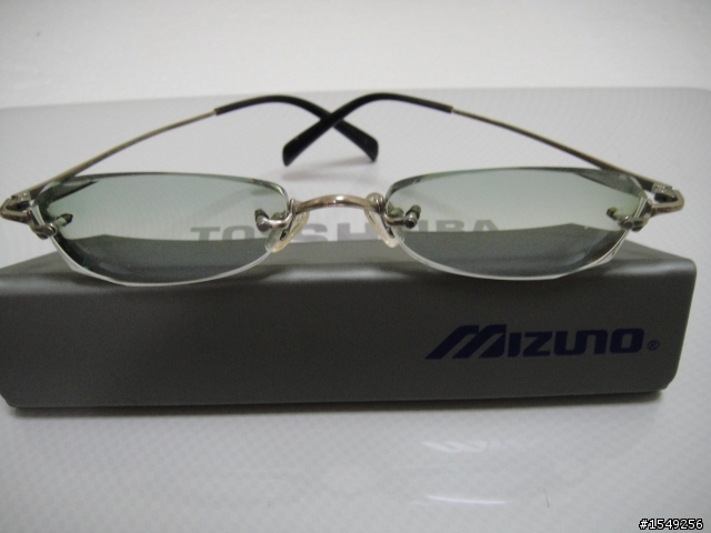 愛的紀念(開箱文)MIZUNO薄鈦鏡架 + HOYA全視線1.67非球面變色鏡片