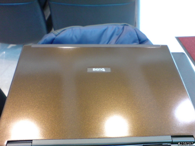 BENQ X31 蛻皮中,(04.20補圖)