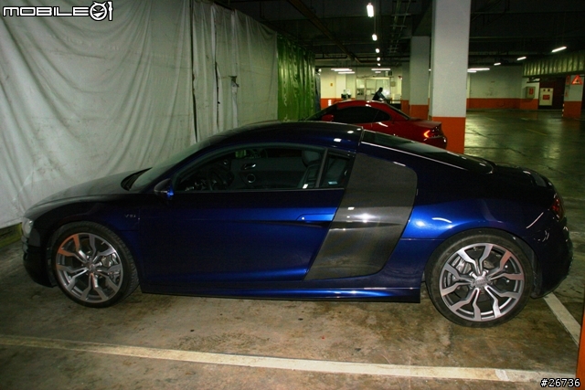 台北世貿巧遇 Audi R8 5.2