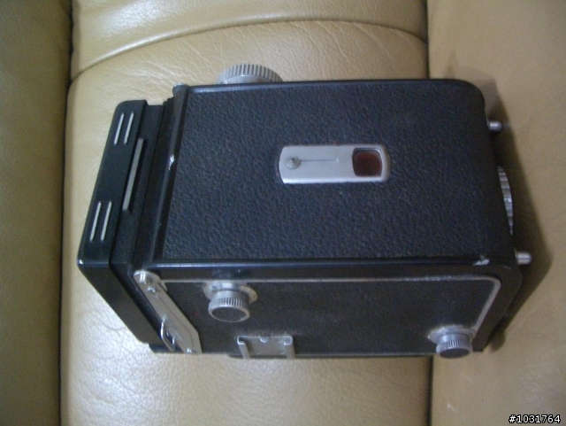 遲了約45年的開箱文  YASHICA-A