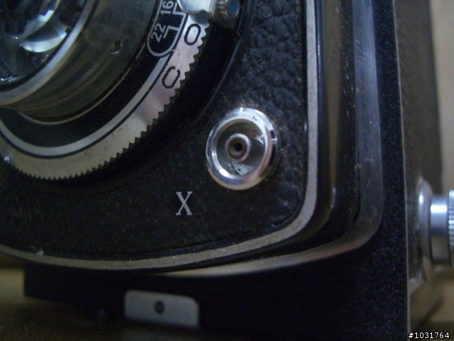 遲了約45年的開箱文  YASHICA-A