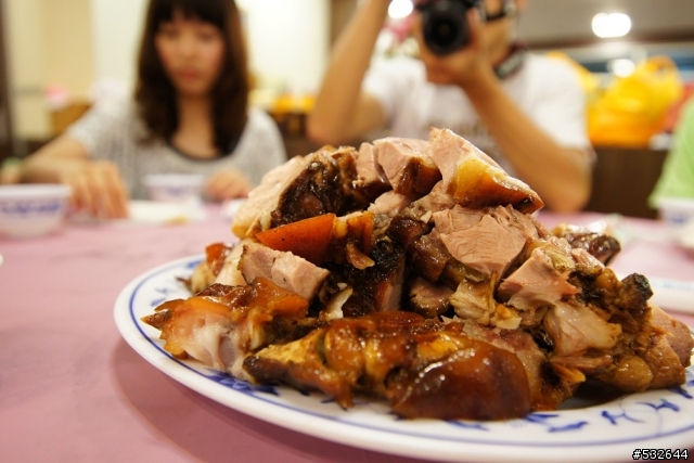 請問怎樣才可以把豬腳拍的鮮豔欲滴呢?