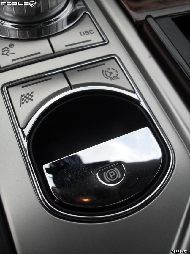 JAGUAR XF 3.0 TDV6開箱文【同場加映E55 AMG】