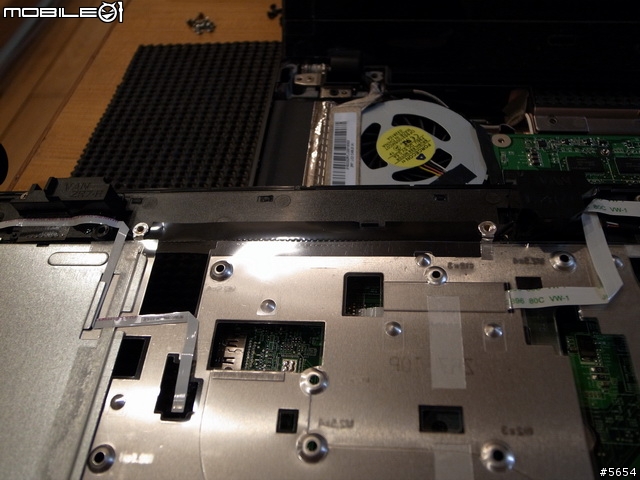 [拆機]ACER 5745G 時尚條紋機!!