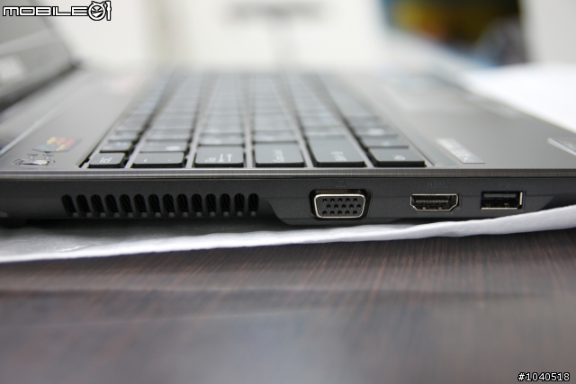 極具商務味的ASUS UL30JT簡單開箱
