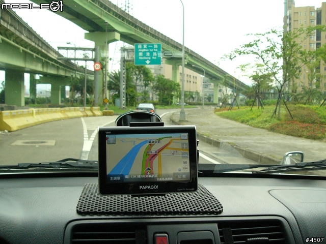[新機實測]Papago V600實測