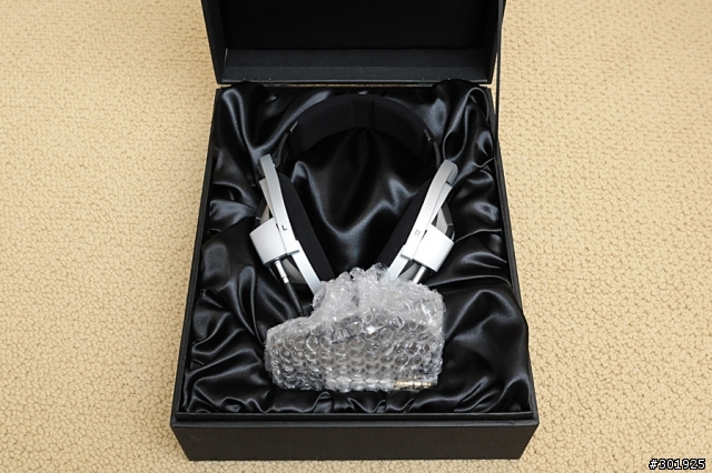 [開箱] 耳機中的逸品~ Sennheiser HD800