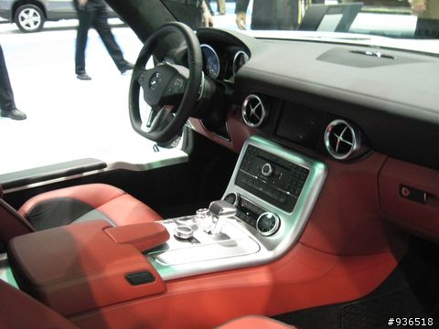 SLS 近拍
